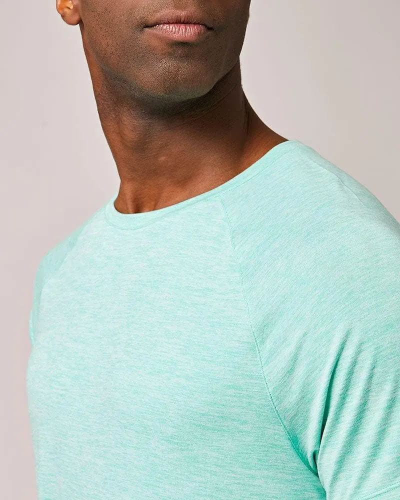 32 Degrees Cool Mens Active T-Shirt | Raglan Short Sleeve | Quick Dry | Anti-Odor