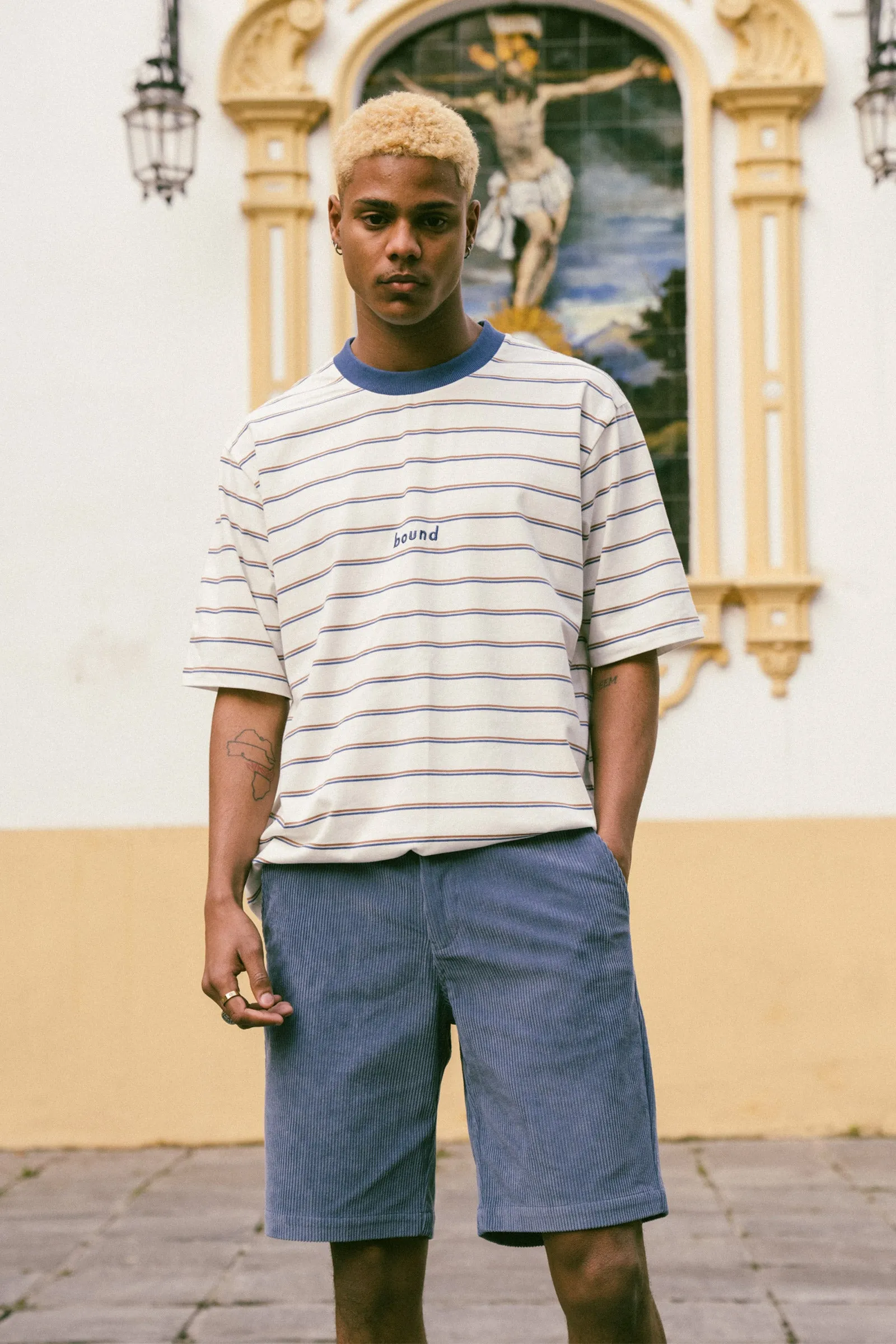 WHITE STRIPE TEE