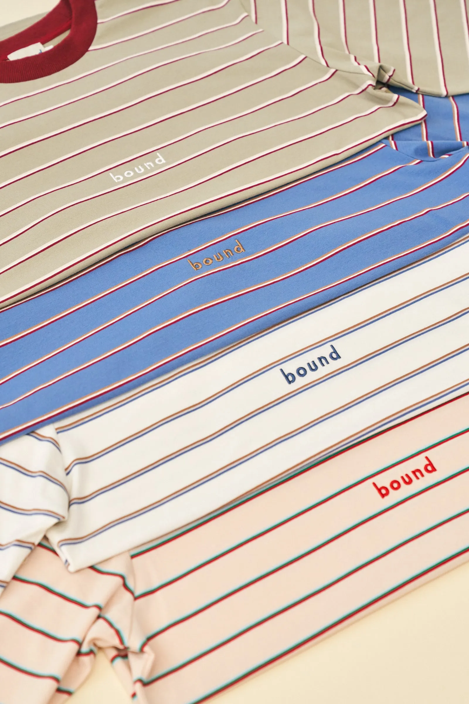 WHITE STRIPE TEE